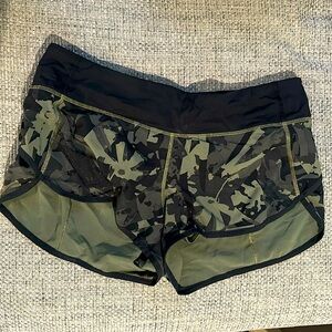 Lululemon Speedy Short